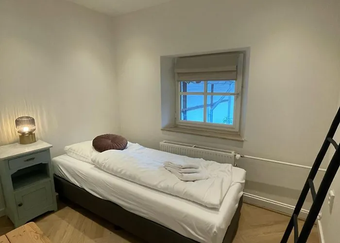 Valley View 4 Authentic 6 Guest Near Valkenburg Voerendaal